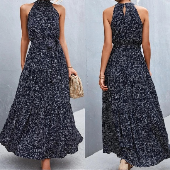 Floral print belted maxi dress - Picture 2 of 4